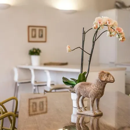 Apartment 18th Century Baroque *