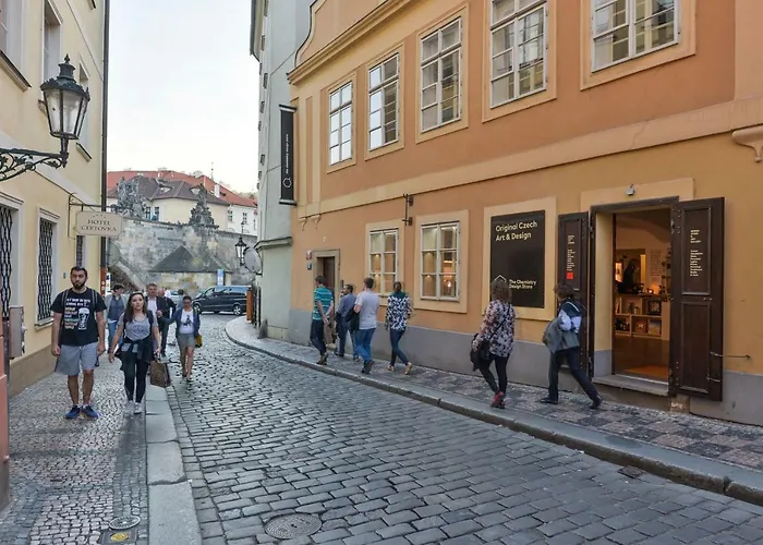 18th Century Baroque Appartamento Praga